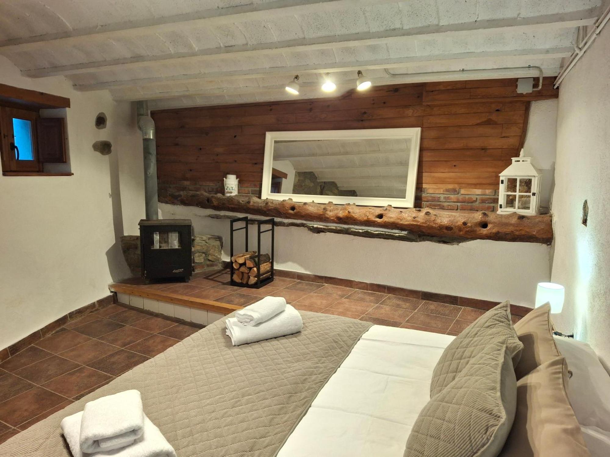 Cal Tonico Rural Country house Ribes De Freser